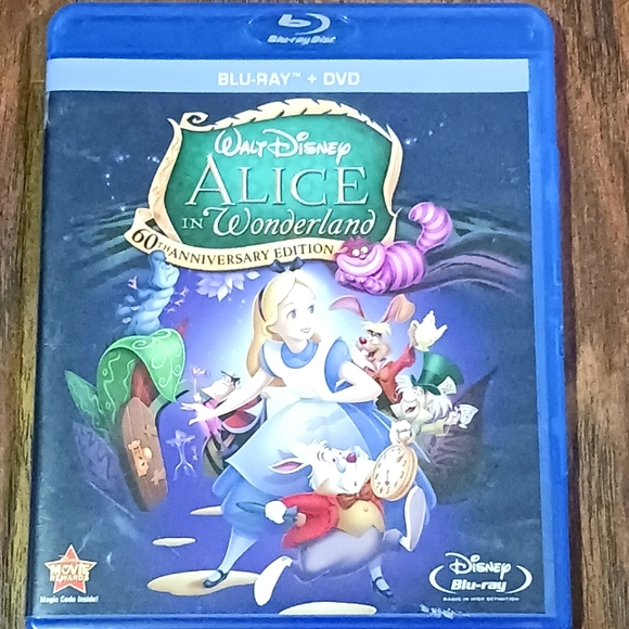 Walt Disney's ALICE IN WONDERLAND on  BLU-RAY + DVD - Picture 1 of 2